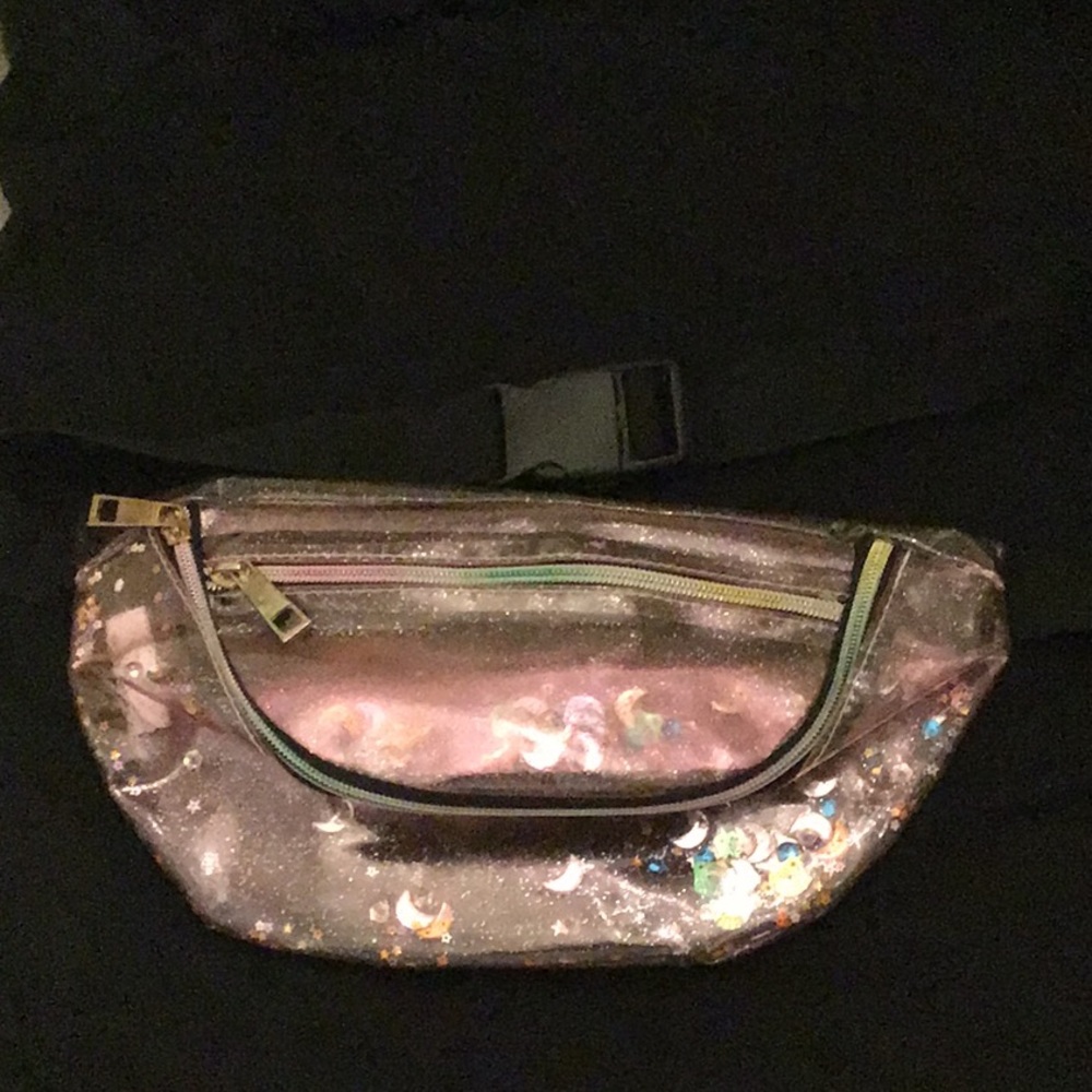 A clear pink vanny pack